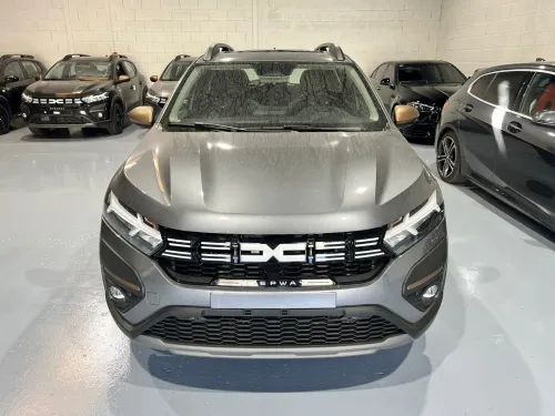Dacia Sandero 2025 Stepway Expression plus