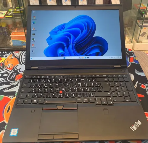 (i7 6ème) i7 6820HQ 16G/512 SSD NVME THINKPAD P51