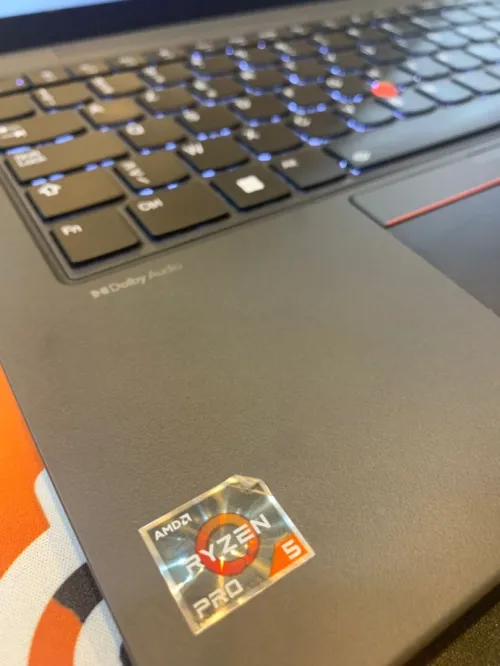 THINKPAD T14 Ryzen 5 PRO 7540U  Ram 16 ddr4SSD 512 NVME