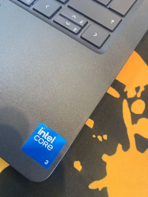 DELL PRO 14 CORE 3 100U Ram 16 ddr5 SSD 256 NVME