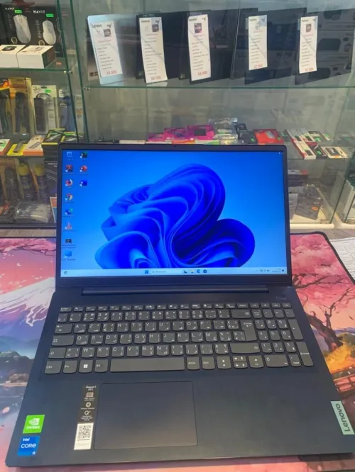 lenovo ideapad 3 i5 1135G7 ram 20ddr4 ssd 512 nvme  avec double carte graphique intel iris xe graphics  nvidia Geforce mx 350