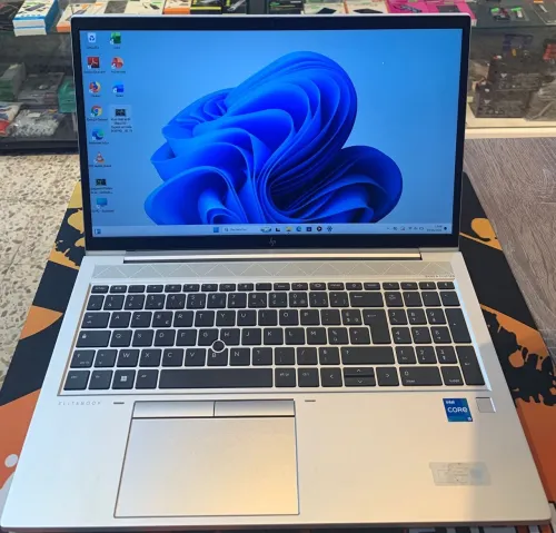 HP ELITEBOOK 850 G8 i5 1135G7Ram 16 ddr4 SSD 512 NVME