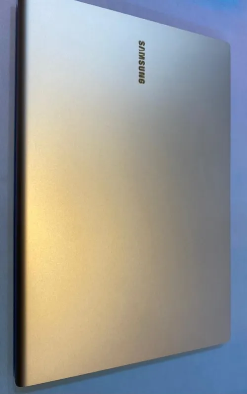 SAMSUNG Galaxy Book S TACTILE Snapdragon 8cx Ram 8 ddr4 SSD 240 NVME