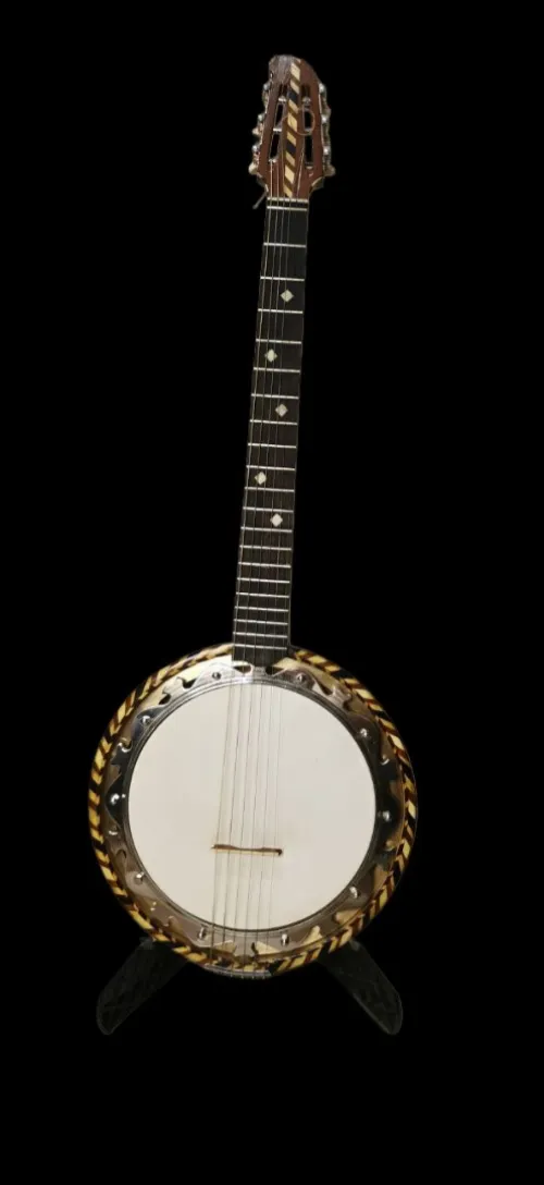 Banjo 6 cordes 