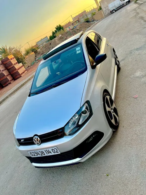 Volkswagen Polo 2014 R-line
