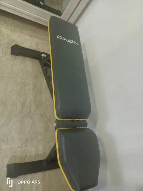 Bench press axion