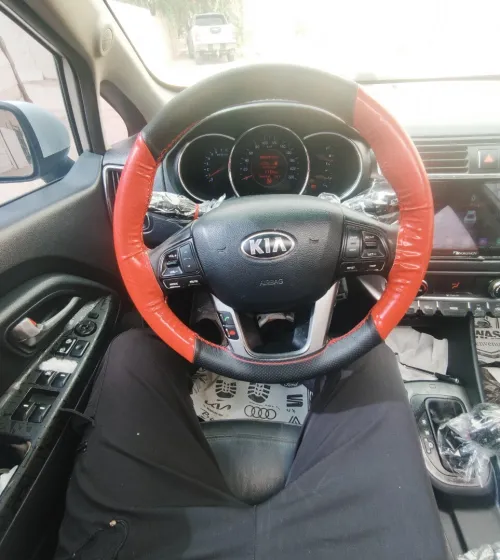 Kia Rio 5 portes 2015 Funny Facelift 