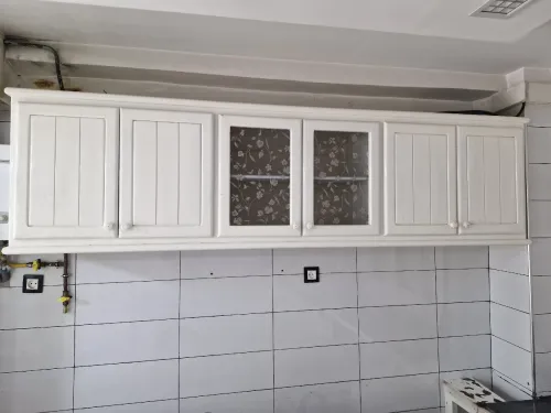 Vends cuisine 200 000 da en bois 