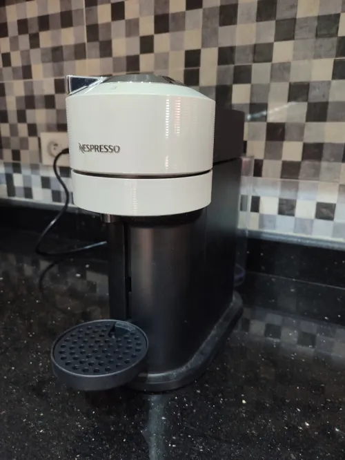 Machine à Café Nespresso Vertuo Next (Blanche)