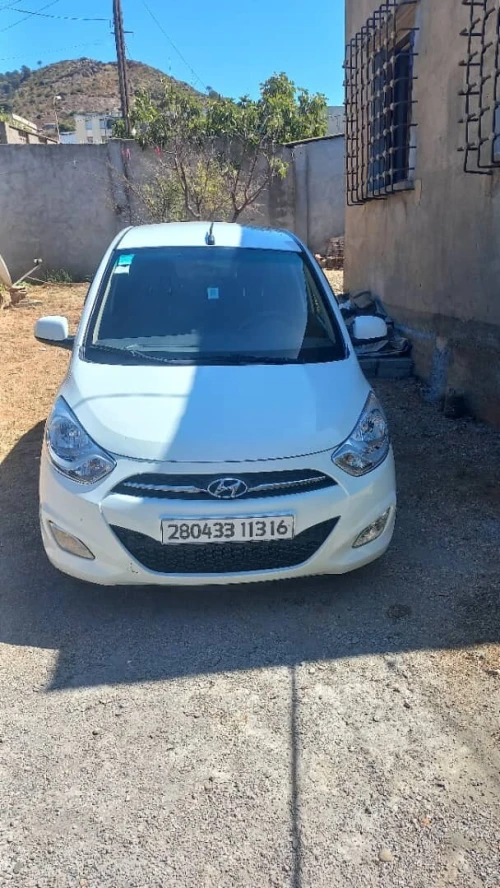 Daewoo Hyundai 2013 