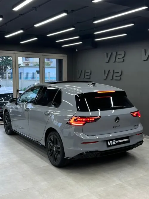 Volkswagen Golf 8 2025 R-LINE BLACK EDITION
