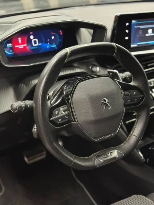 Peugeot 2008 2023 GT