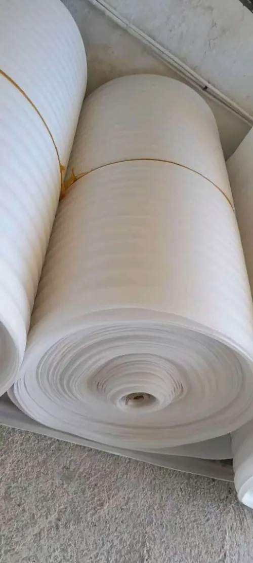 رولات فوم بولي إيثيلين/ Rouleaux en mousse
