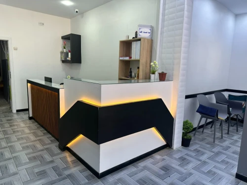 متخصصون في بيع واستبدال زجاج السيارات لجميع الماركات