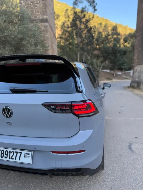 Volkswagen Golf 8 2025 R