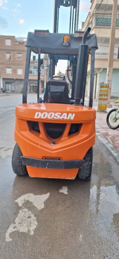 Doosan Clark 2019