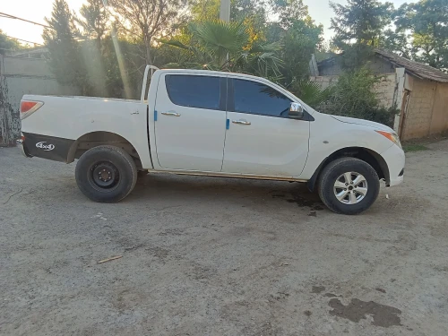 Mazda 4/4 2015 
