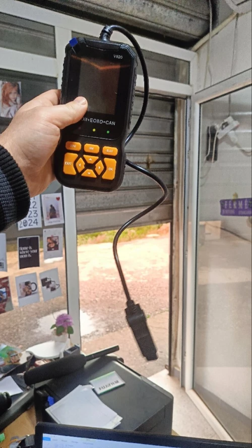 Scanner Voiture Diagnostique Professionnel OBD2