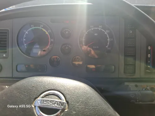 Nissan ATlEON 2006