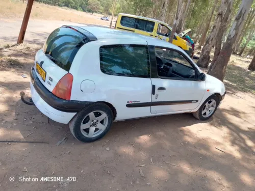Renault Clio 2 2001 Extreme