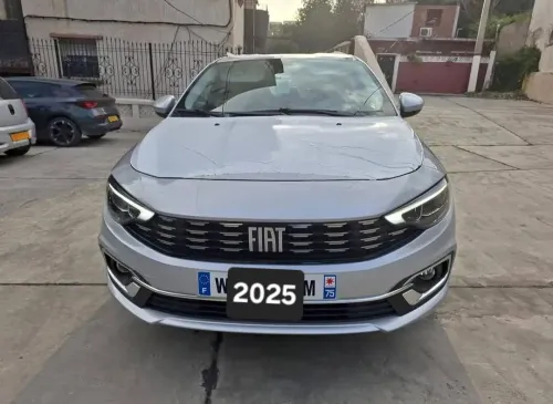 Fiat Tipo Sedan 2025 live