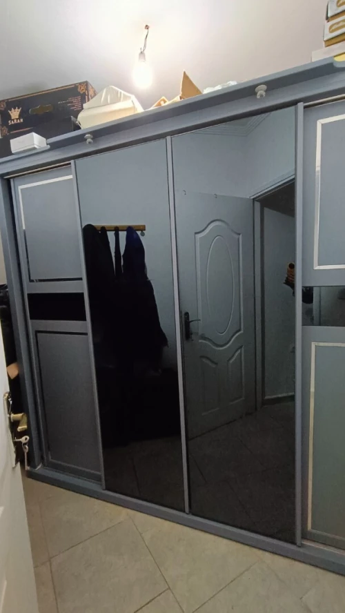 Chambre a coucher presque neuve