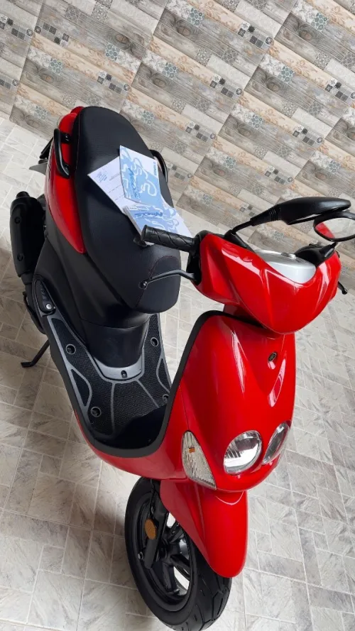 Yamaha Neos 2012