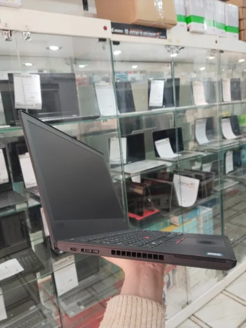 Pc portable Lenovo Thinkpad T480 | i5 8350U, Ram 32Go, 512Go SSD 14" sans batterie