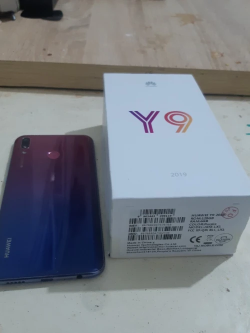Hauwei Y9 2019