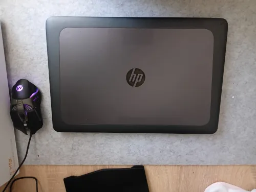 HP Zbook 15U G3 I7 6500 WORKSTATION