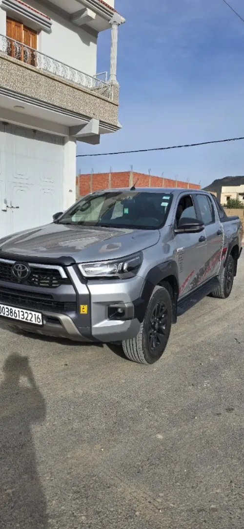 Toyota Hulix 2022 Aviator