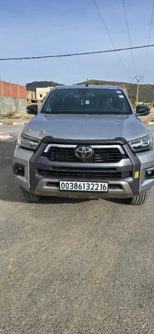 Toyota Hulix 2022 Aviator