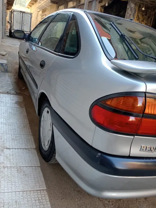 Renault Laguna 1 2000 Laguna 1