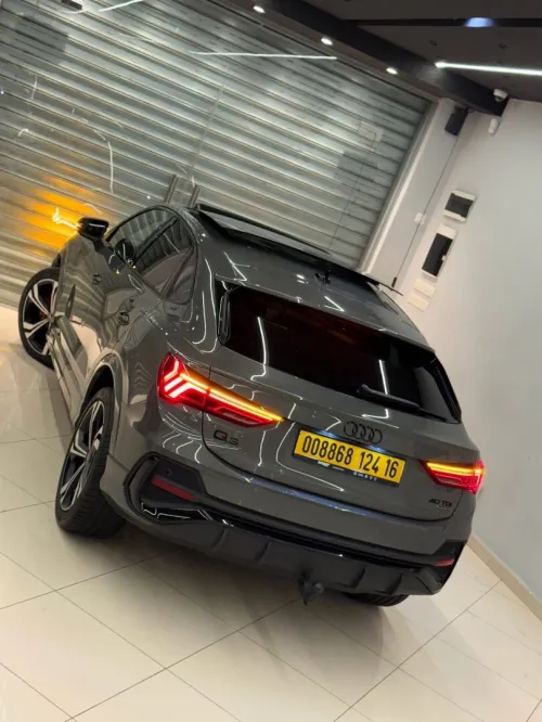 Audi Q3 2024 S line