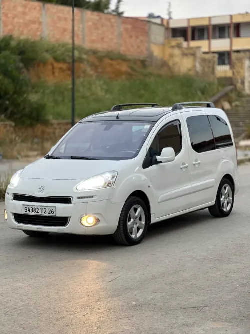 Peugeot Nv 2012 الجديدة