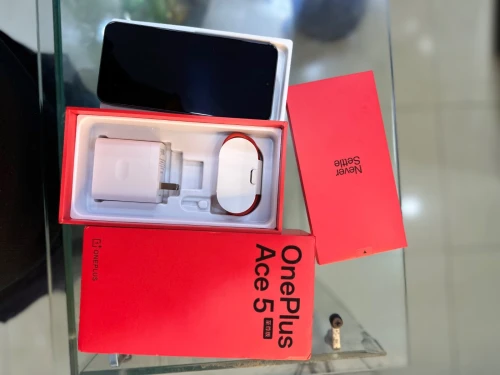 One plus Ace 5 ultra