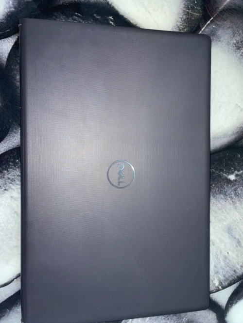 Pc DELL peu utiliser 4Go/256Go