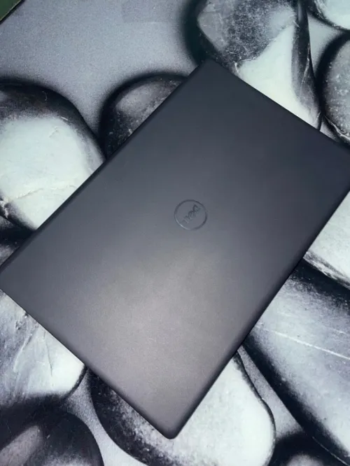 Pc DELL peu utiliser 4Go/256Go