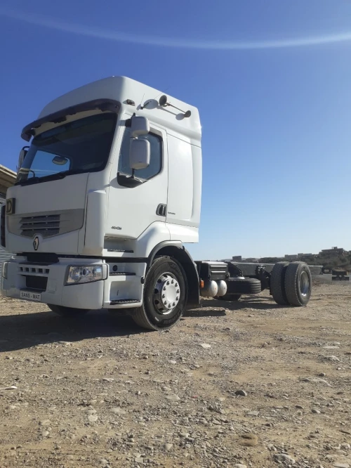 Renault premium 2012