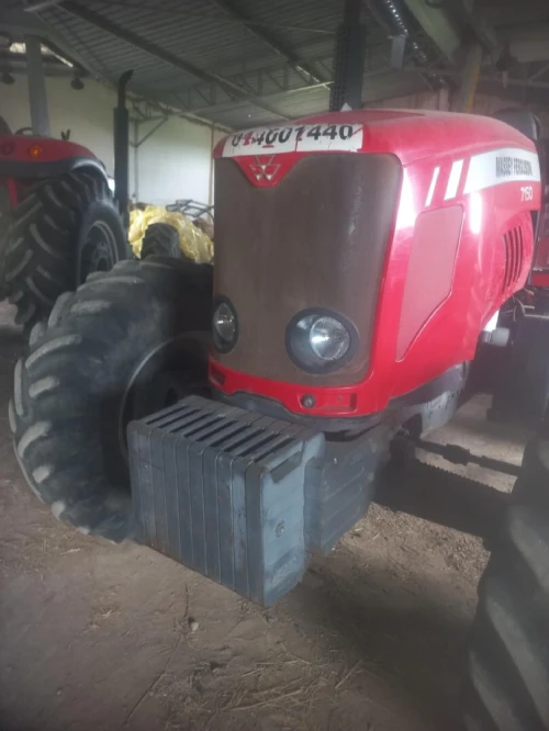 Traktor massiy ferksson7150 Massiy ferkisson 7150 2017