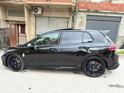 Volkswagen Golf 8 2025 R 333 
