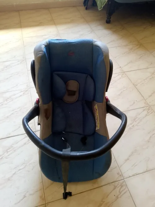 Siège pour enfants auto