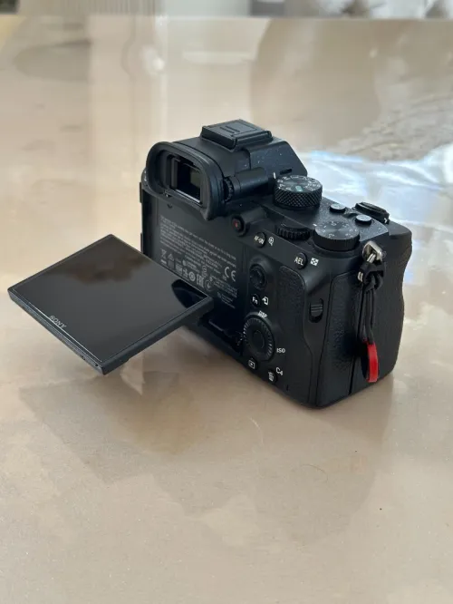 Sony Alpha 7 III (A7III)