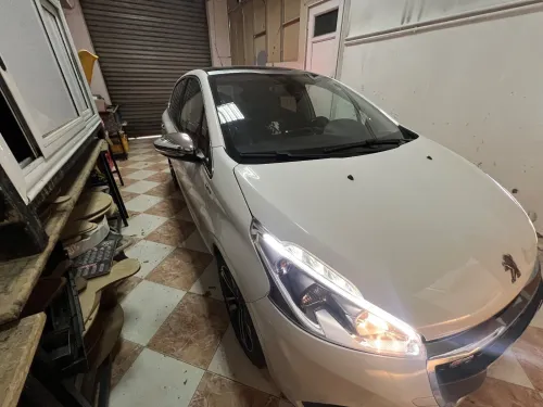 Peugeot 208 2019 Allure Facelift