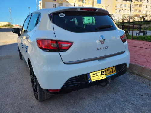 Renault Clio 4 2015 Limited 2