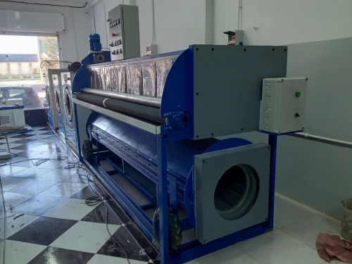 fabricaion de machine de nettoyage et lavage de tapis صناعة آلات تنظيف وغسيل السجاد