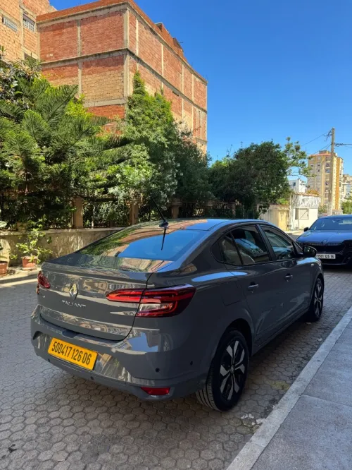 Renault Taliant  2026 Tout option