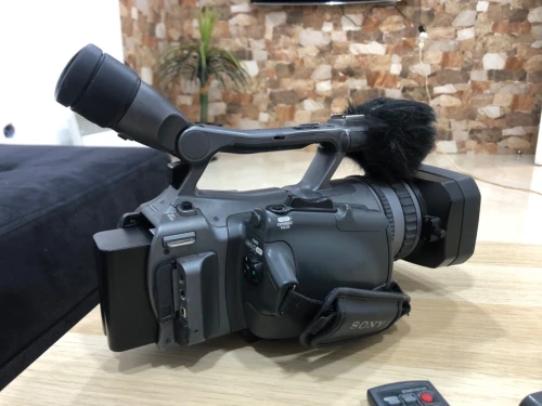 Sony HDR-FX7 Caméscope numérique Mini-DV 