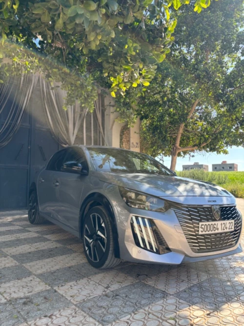 Peugeot 208 2024 GT LINE SAFFIA
