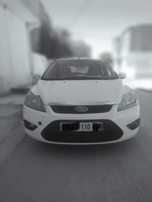Ford Focus 5 portes 2010 Focus 5 portes